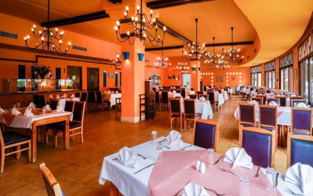 Kefi Palmera Beach Resort El Sokhna - Family Only