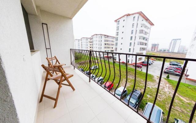 Family Apartment near Shoping City