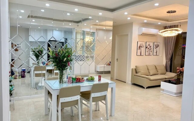 Bayhomes D'Capitale Serviced Apartment