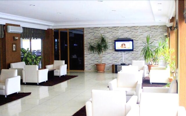 Club Casmin Hotel