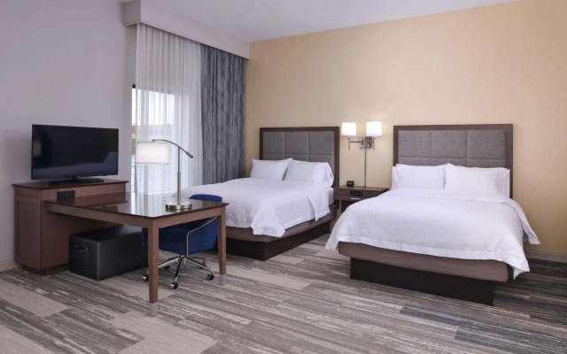 Hampton Inn & Suites Cincinnati-Mason