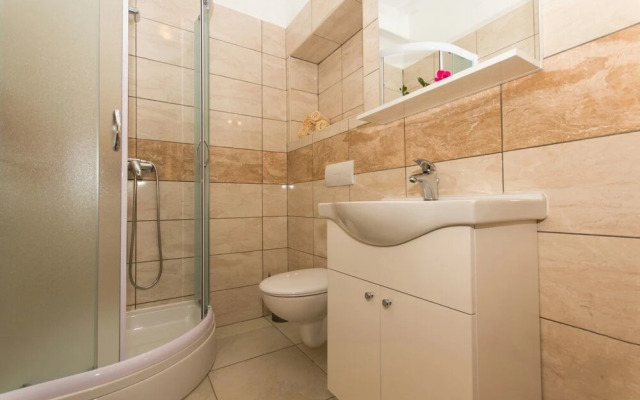 Bareta - 50m From the sea - A2