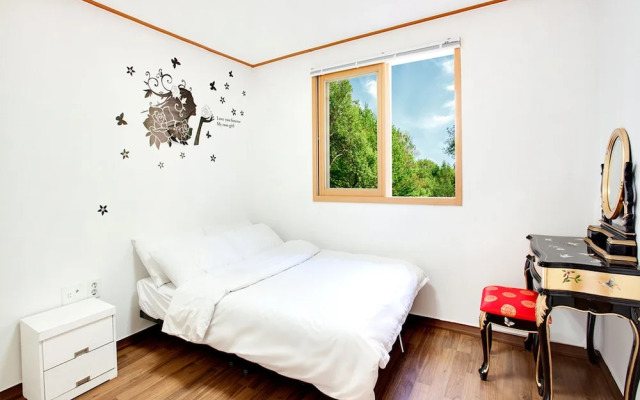 Hwacheon Whitehill Pension