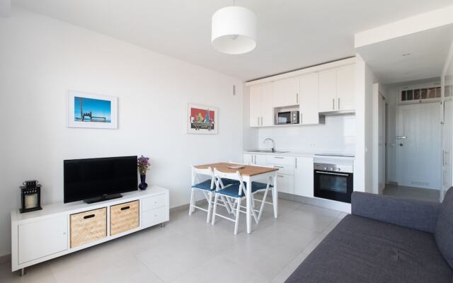 Tenerife South Shore Apartament, Coastal Lifestyle