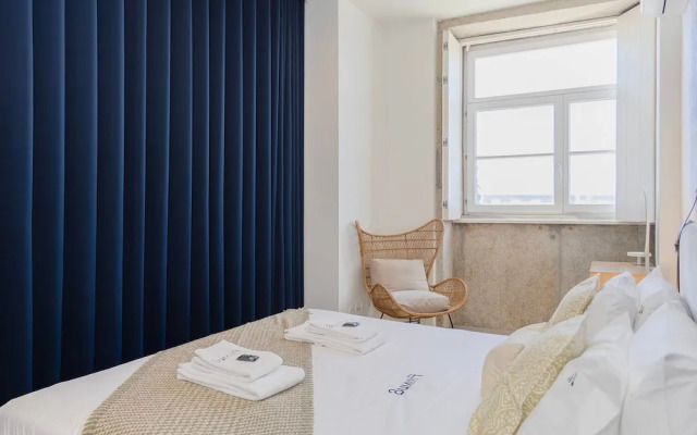 Liiiving in Porto - Modern Coastline Apartment