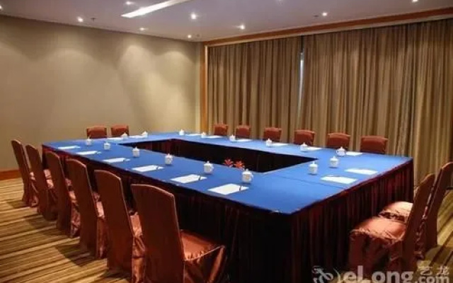 Sprot Life Garden Hotel – Business – Wuhan