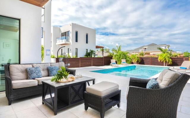 Spectacular Villa- Private Pool, Luxurious Extras