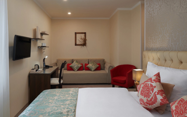 Honour and Grace Hotel