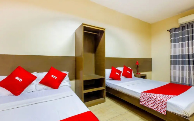 Metro Deluxe Residences