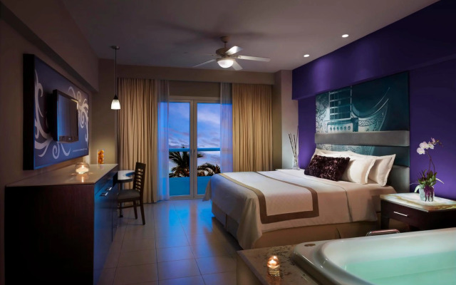Hard Rock Hotel Vallarta - All Inclusive