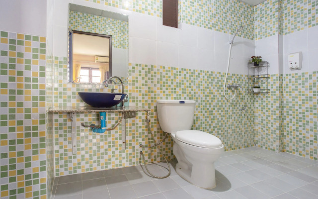 OYO 75356 Thipsiri Lodge