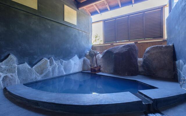 Yufuin Onsen Tsukanoma