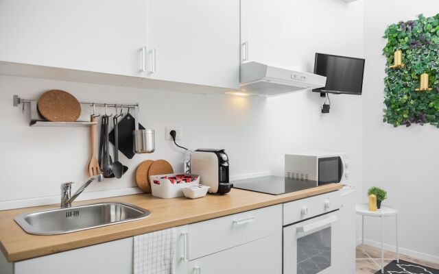 Home Hotel - Paruta 65