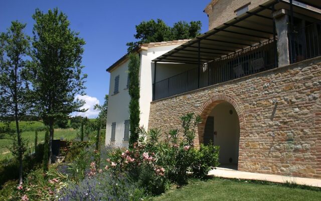 La Giravolta Country House