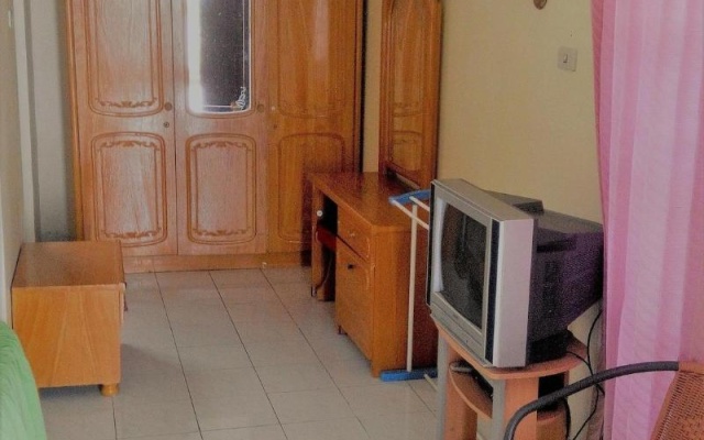 Melissa Palace – Guest Rooms – Parapat