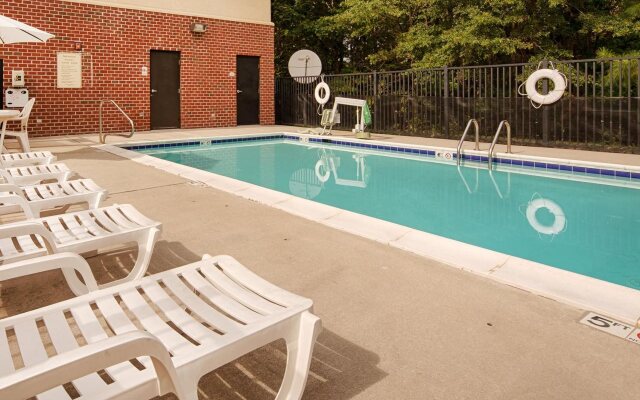 Best Western Plus Hopewell Fort Lee