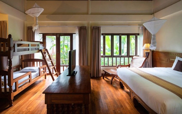 Royal Lanta Resort & Spa