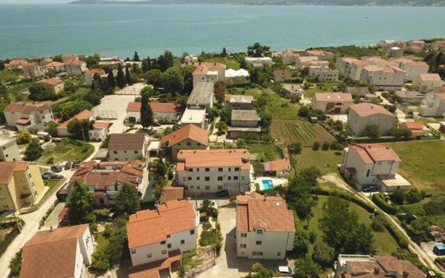 Sasa Apartments Kastel Stafilic Croatia