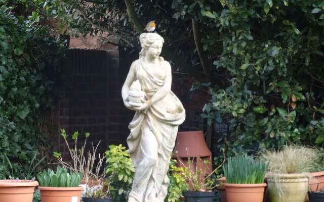 Spire House B&B