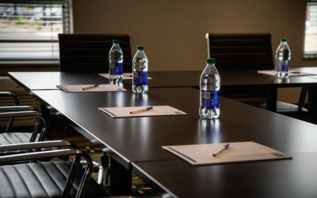 Holiday Inn Express & Suites Spruce Grove - Stony Plain by IHG