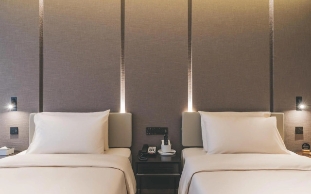 Atour Hotel Shaoxing Shangyu E-You Town