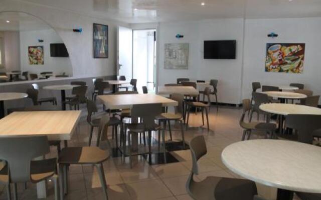 Hotel Vernel