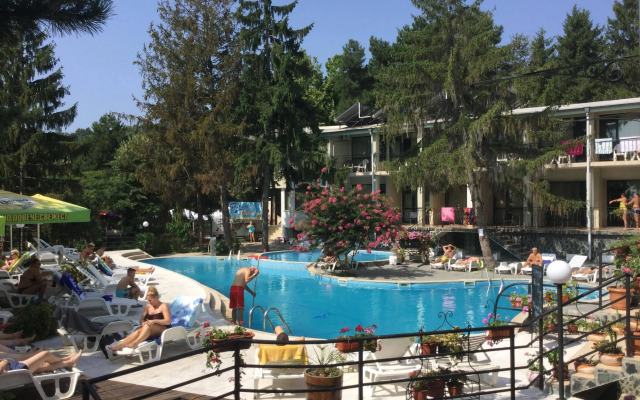 Park Hotel Briz All Inclusive- Free Parking