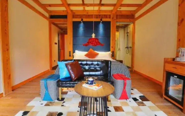 Jiuru Mountain Nomanbao Life Scene Hotel