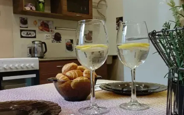 Апартаменты на улице Еловая 8