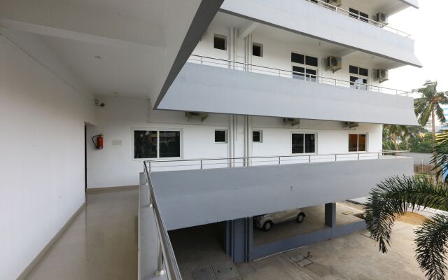 OYO 5045 Apartment NKS Leo Inn