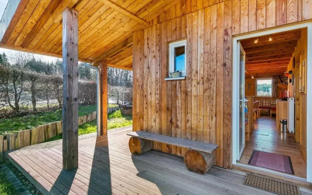 Quaint Chalet in Harreberg with Garden