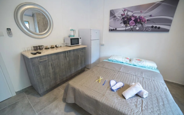 Rooms at R&A apartment