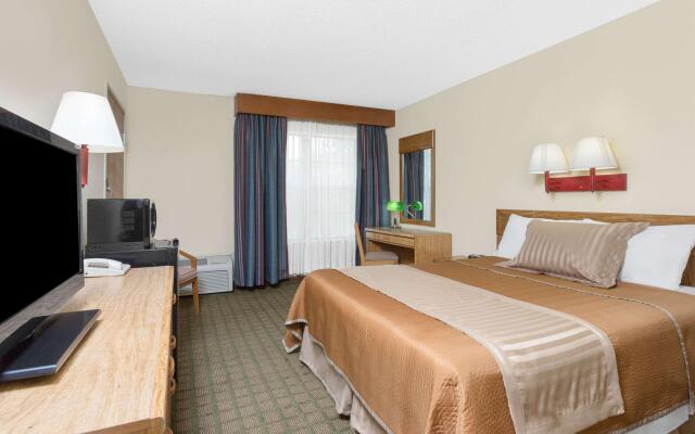 Travelodge by Wyndham Perry GA