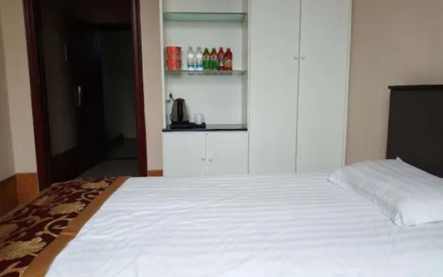 Tianyi Business Hotel