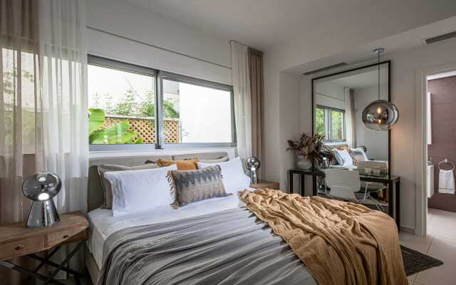 Lady Sea Villa