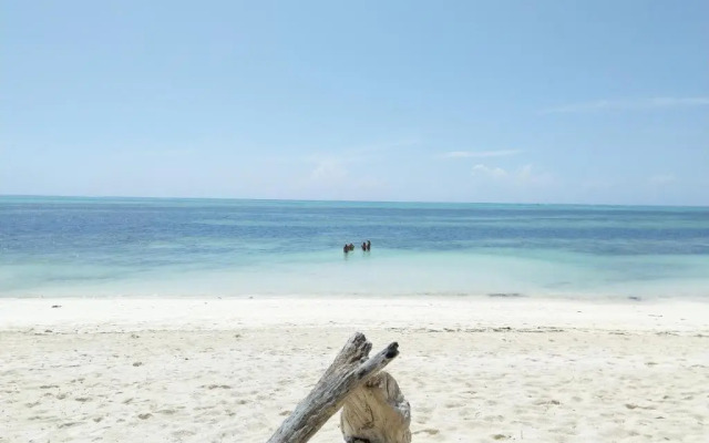 Malaika Beach Villas