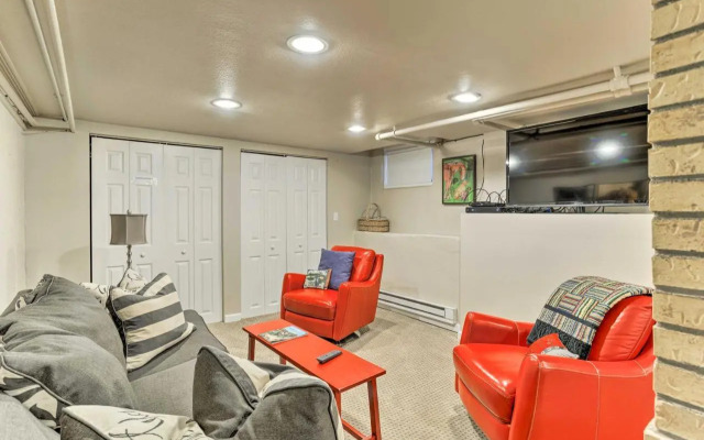 Yard & Grill: Centrally Located Denver Retreat!