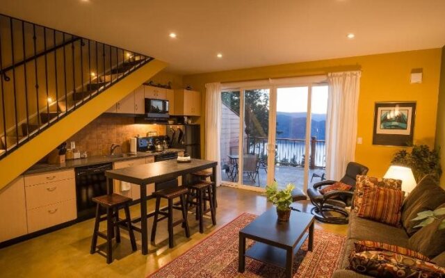 Crooked Tree Guest Suites