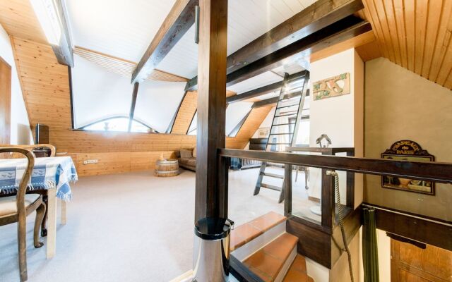 Private Apartment August-Voß-Straße