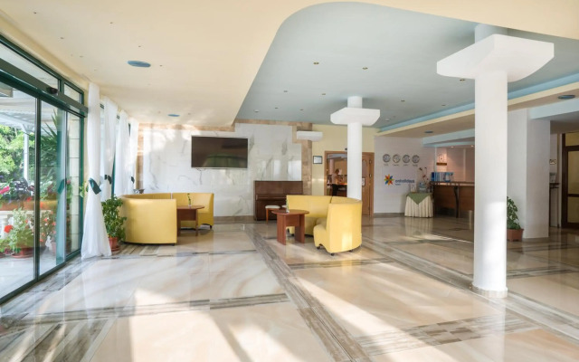 Perla Plaza Hotel