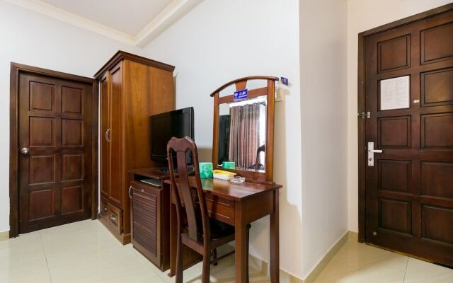 OYO 500 A Loc Hotel