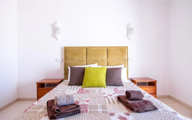 32A Vale do Milho Stunning Detached Villa Close