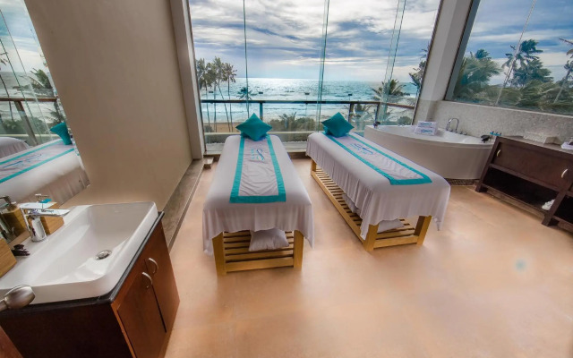 Club Waskaduwa Beach Resort & Spa