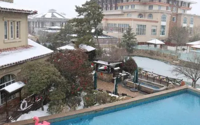 Baden Town Hot Spring Villa