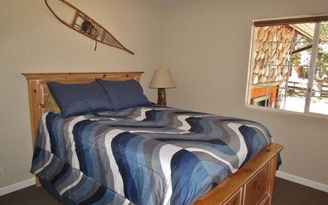 100 Cedar Hideaway Home