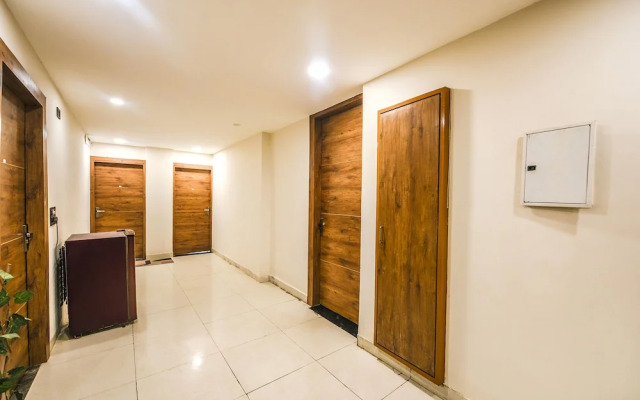 Fabhotel The Grand Velvet