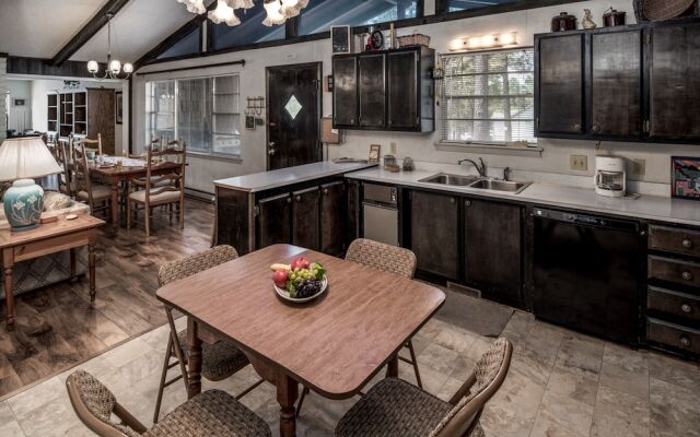 Ruidoso Three-bedroom