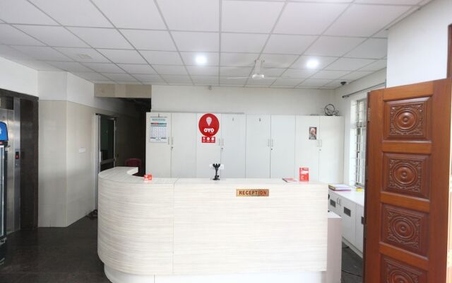 OYO 3547 Raj Guru Residency