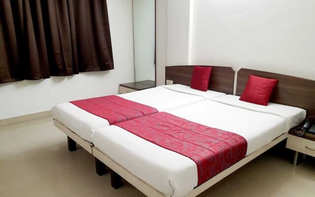 Hotel Bhooshan Airport road