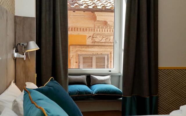 Roma Five Suites